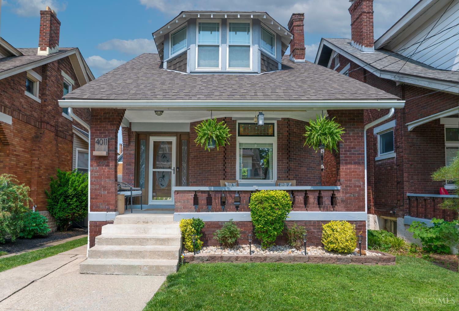Property Photo: 4011 Burwood Avenue OH 45212