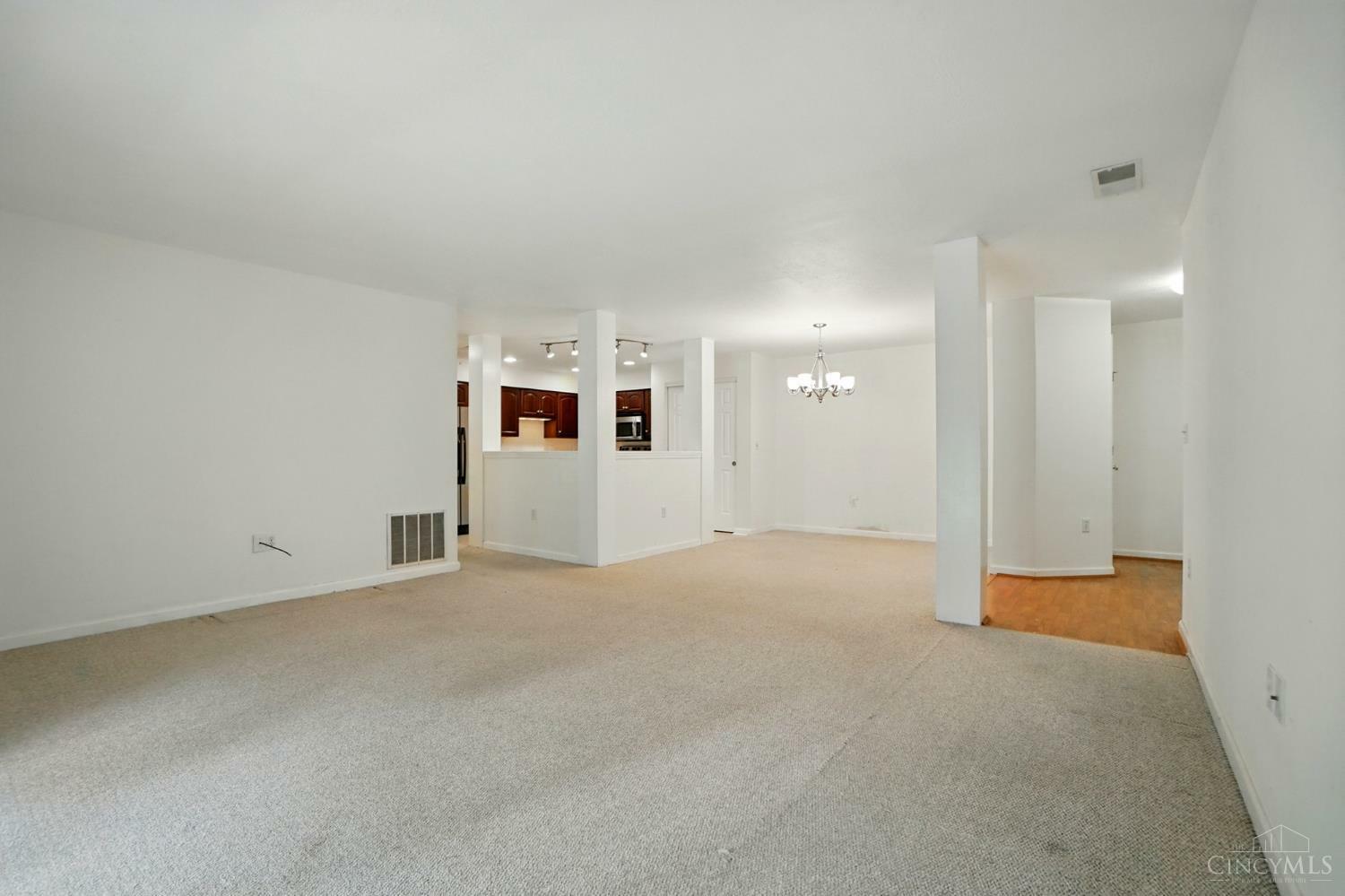 Property Photo: 3970 Olde Savannah Drive OH 45247