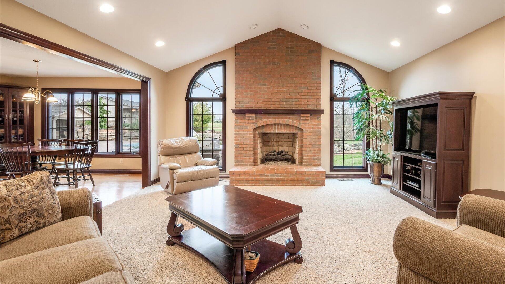 Property Photo: 1095 Fairview Road OH 43701