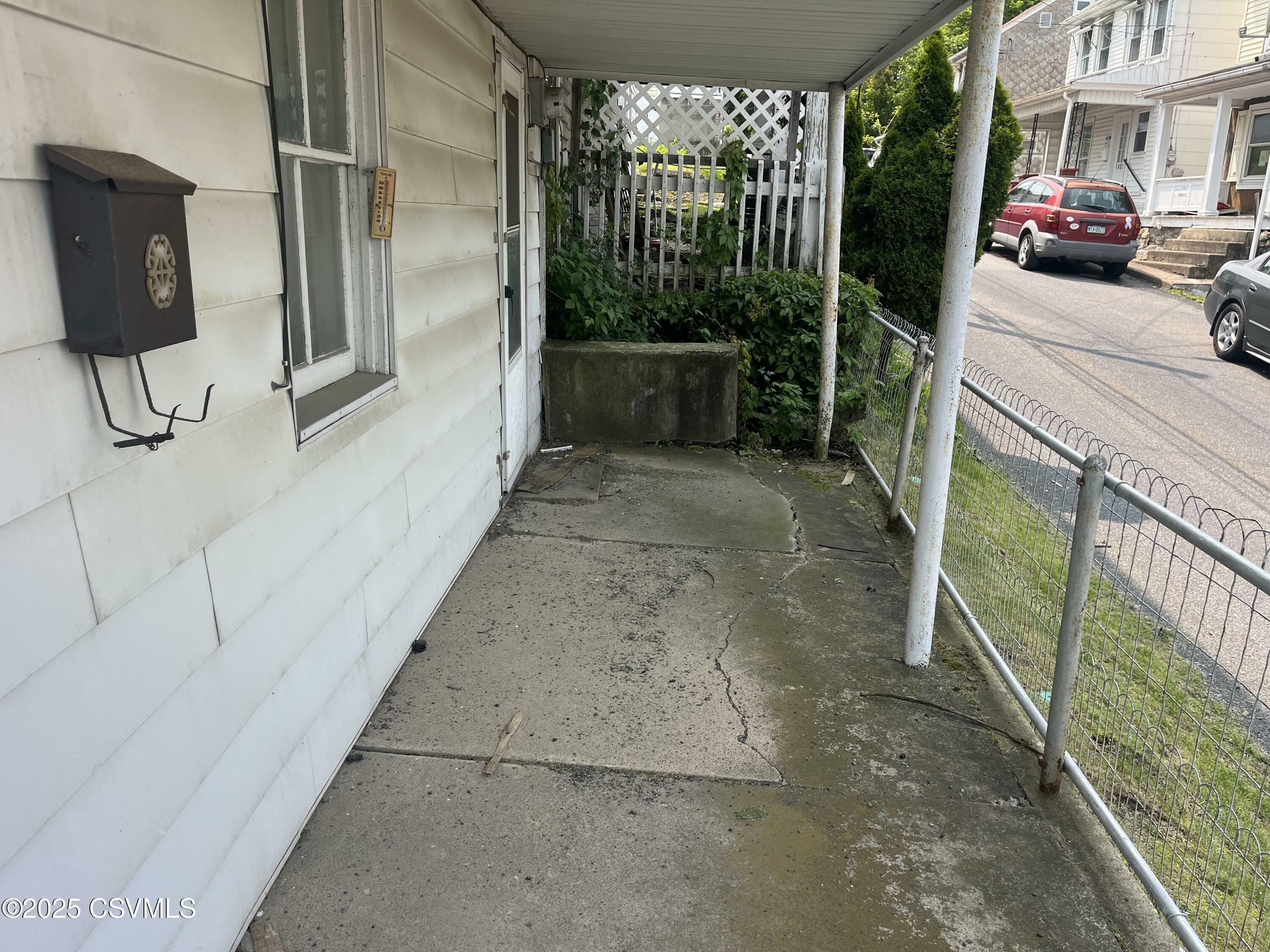 Property Photo: 1442 Hemlock Street PA 17866