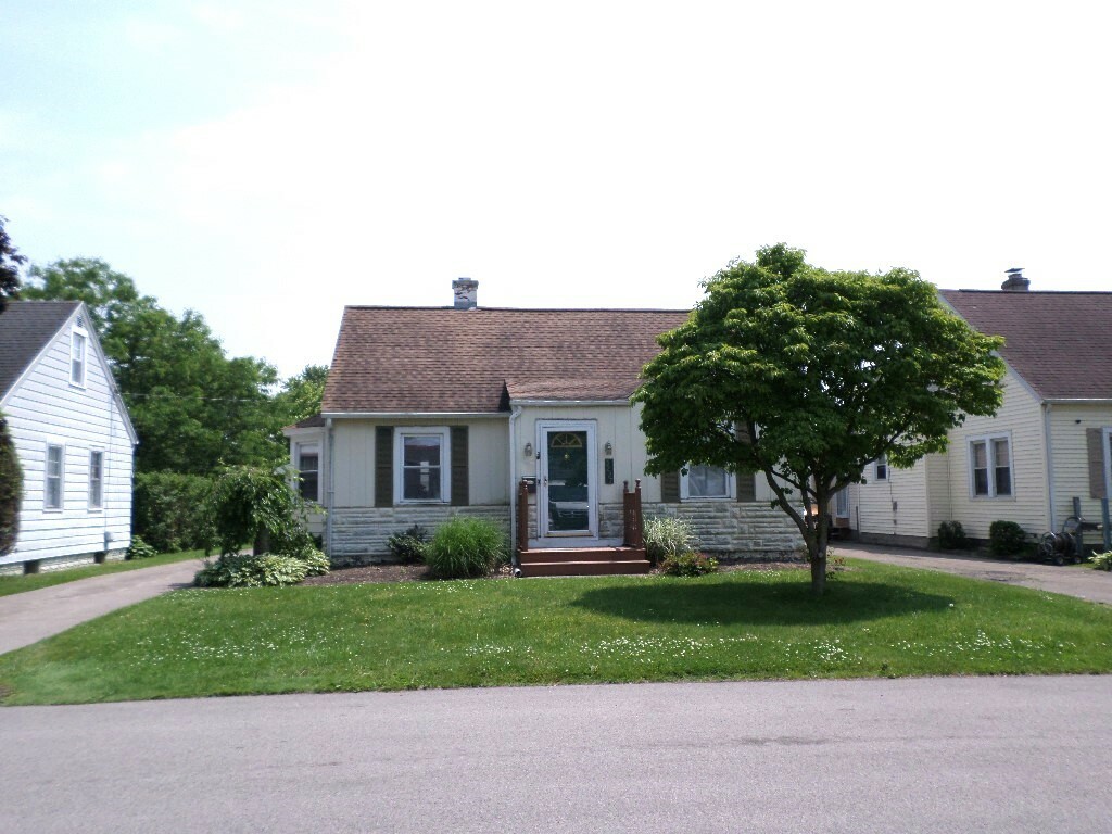 Property Photo: 3227 W 13th Street PA 16505