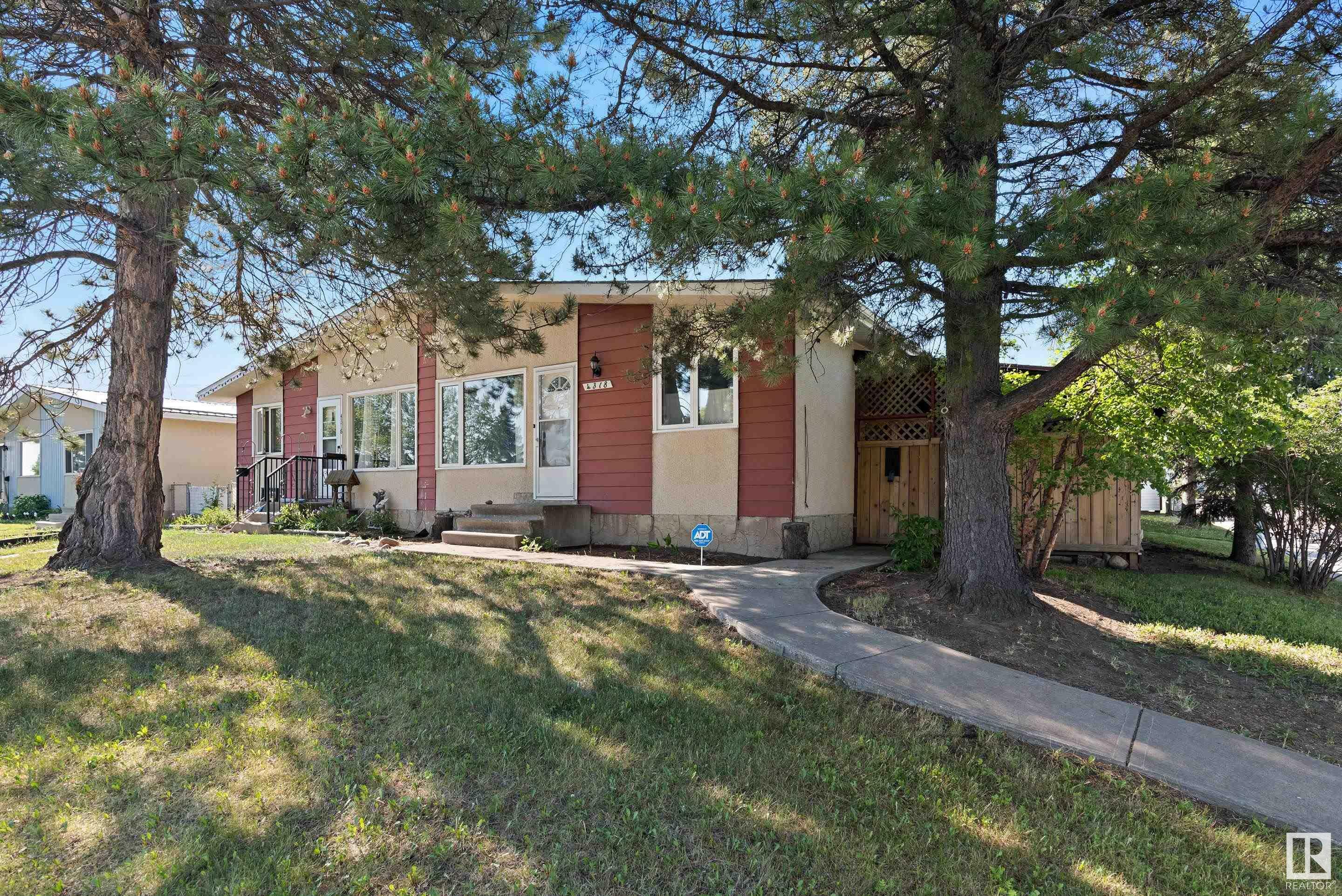 Photo de la propriété: 4318 44 Avenue AB T7Z 1J3