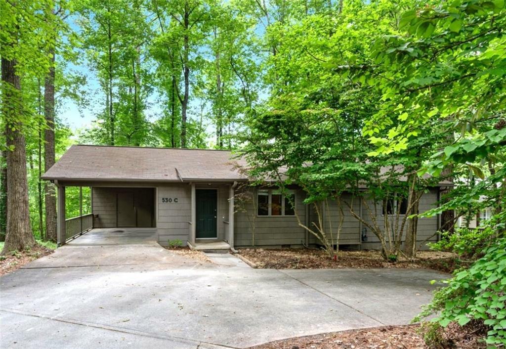 Property Photo: 530 Indian Forest Road GA 30143