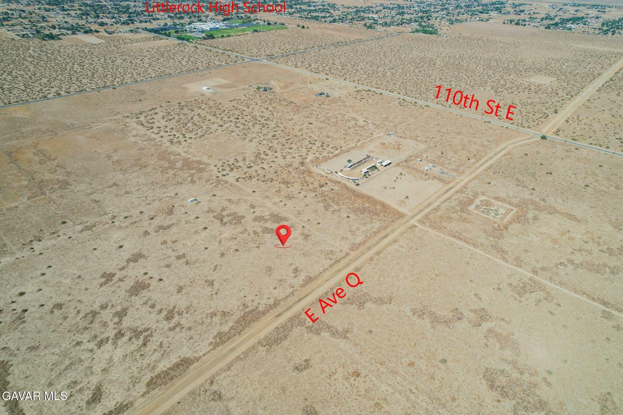 Property Photo:  Vac Cor Avenue Q / 113th St E  CA 93543 