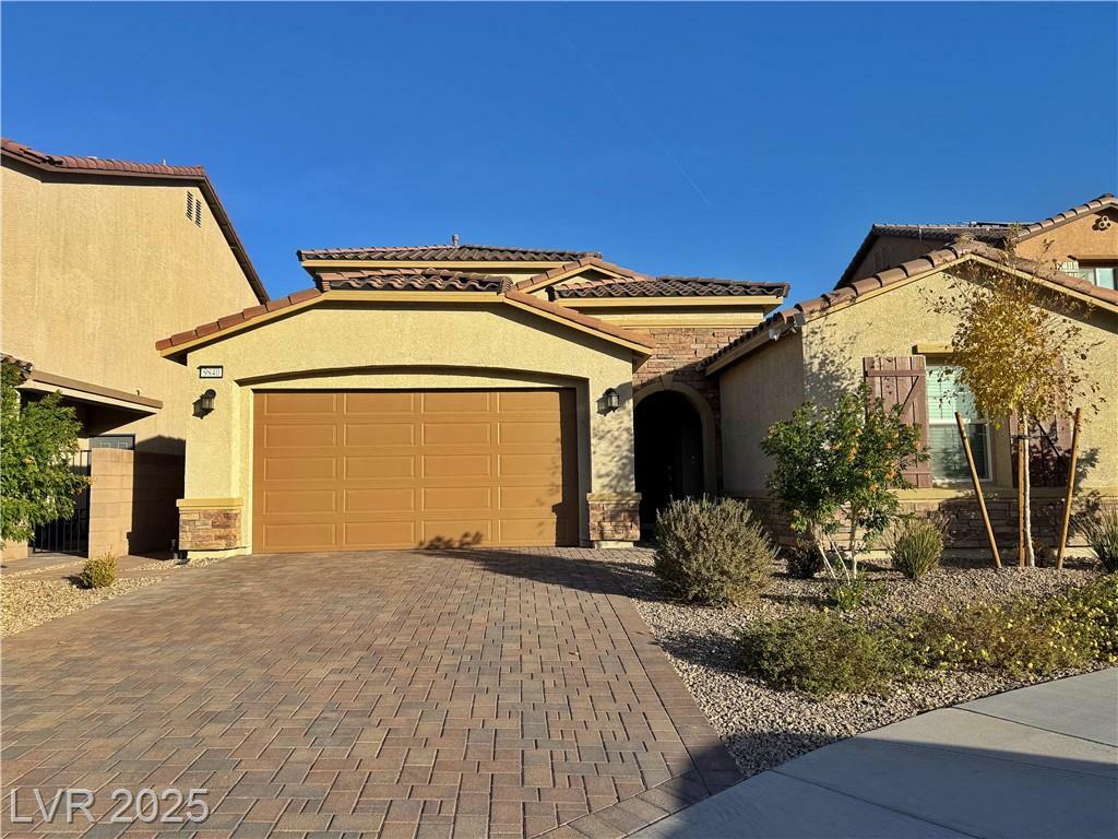 Property Photo: 9840 Berkley Brook Court NV 89141