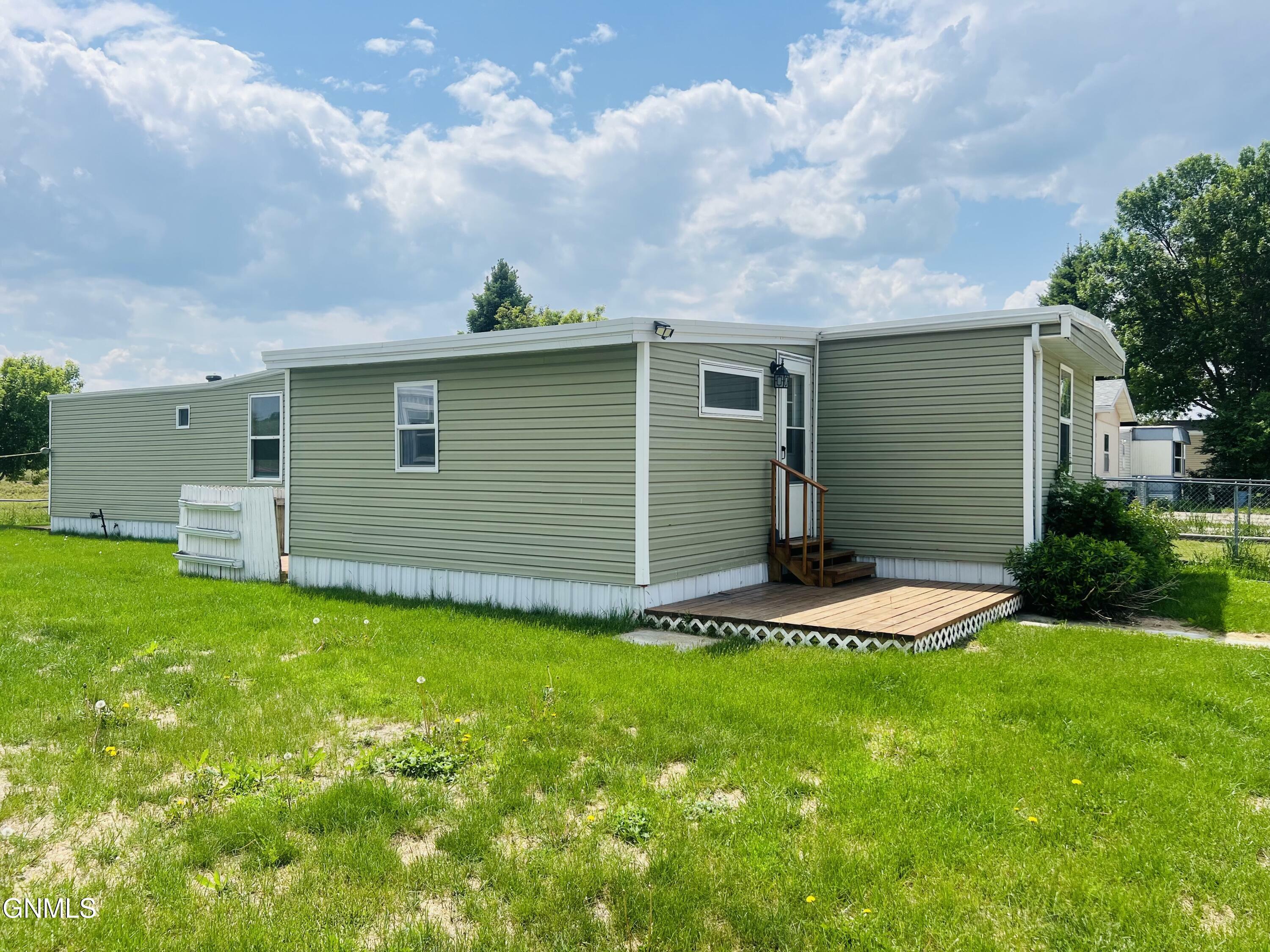 Property Photo: 219 Prairie Lane SW ND 58554