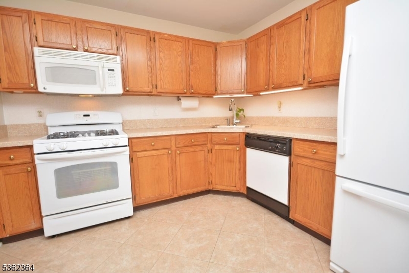Property Photo: 197 Potomac Dr NJ 07920