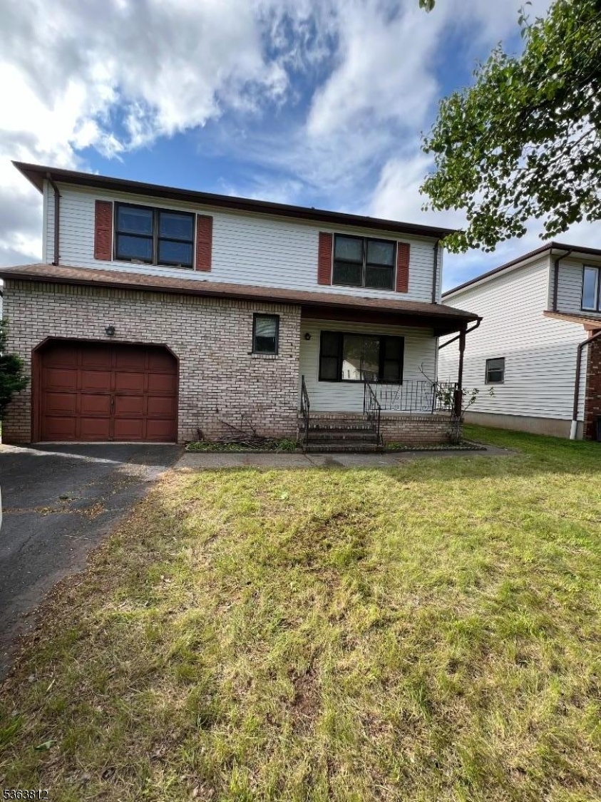 Property Photo: 152 Glenwood Ct NJ 07083