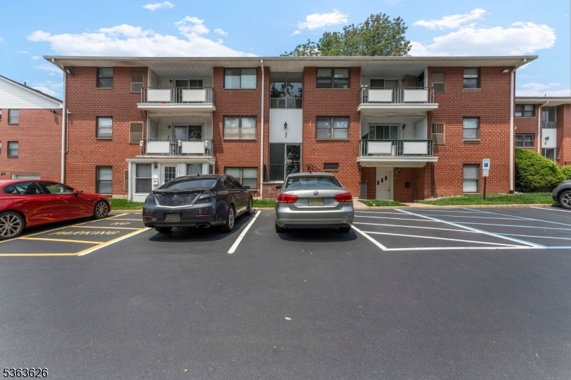Property Photo: 1300 Rock Ave F2 NJ 07060