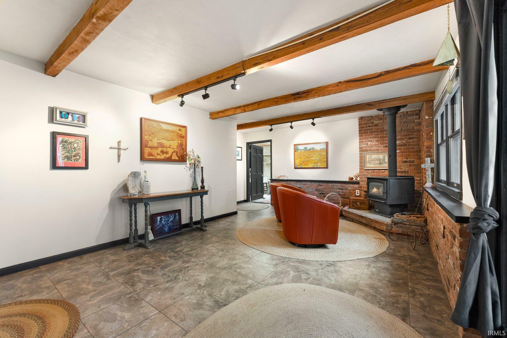Property Photo: 2905 E Mowrey Road IN 46725-7605