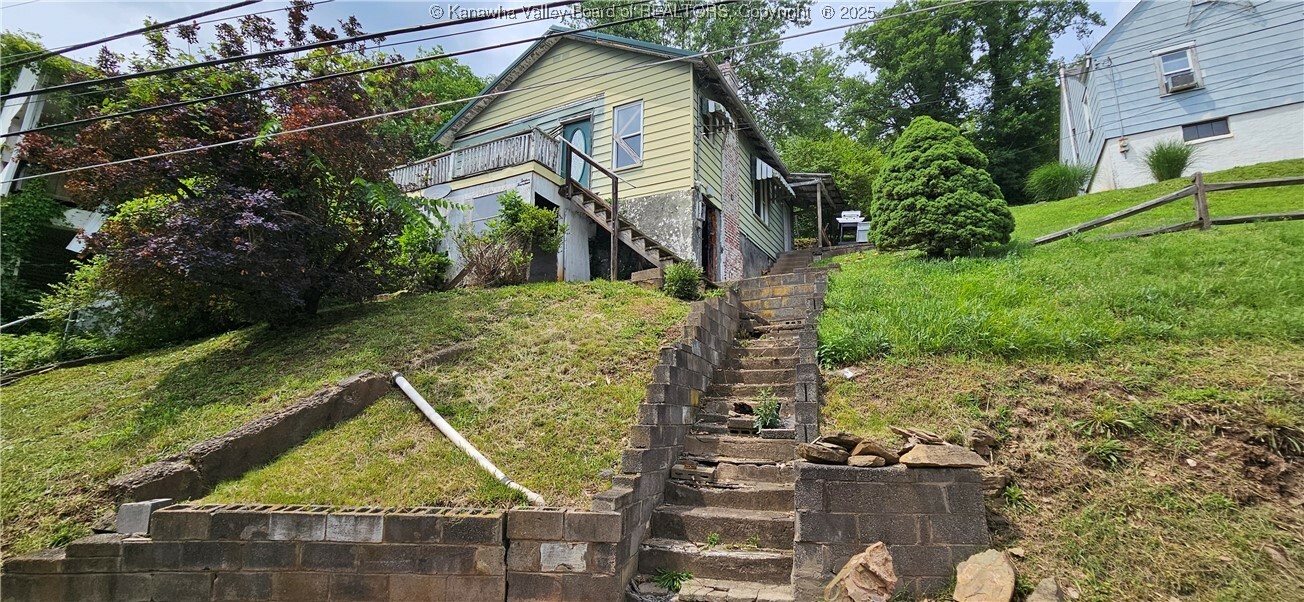 Property Photo: 1214 Upper Vine Street WV 25302