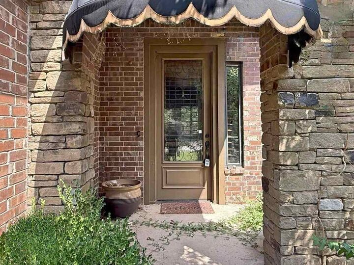Property Photo:  13328 NW Apple Valley Dr  OK  