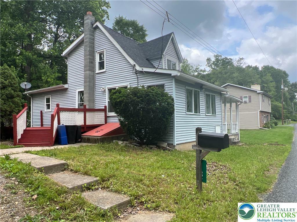 Property Photo: 162 W Mountain Road PA 18091