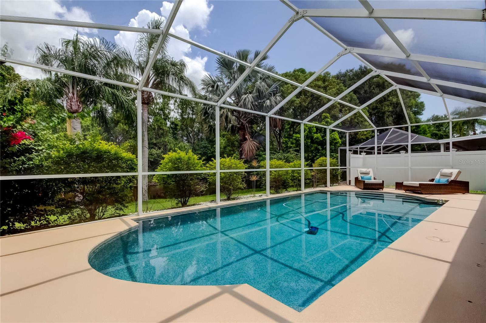 Property Photo: 11121 Clayridge Drive FL 33635