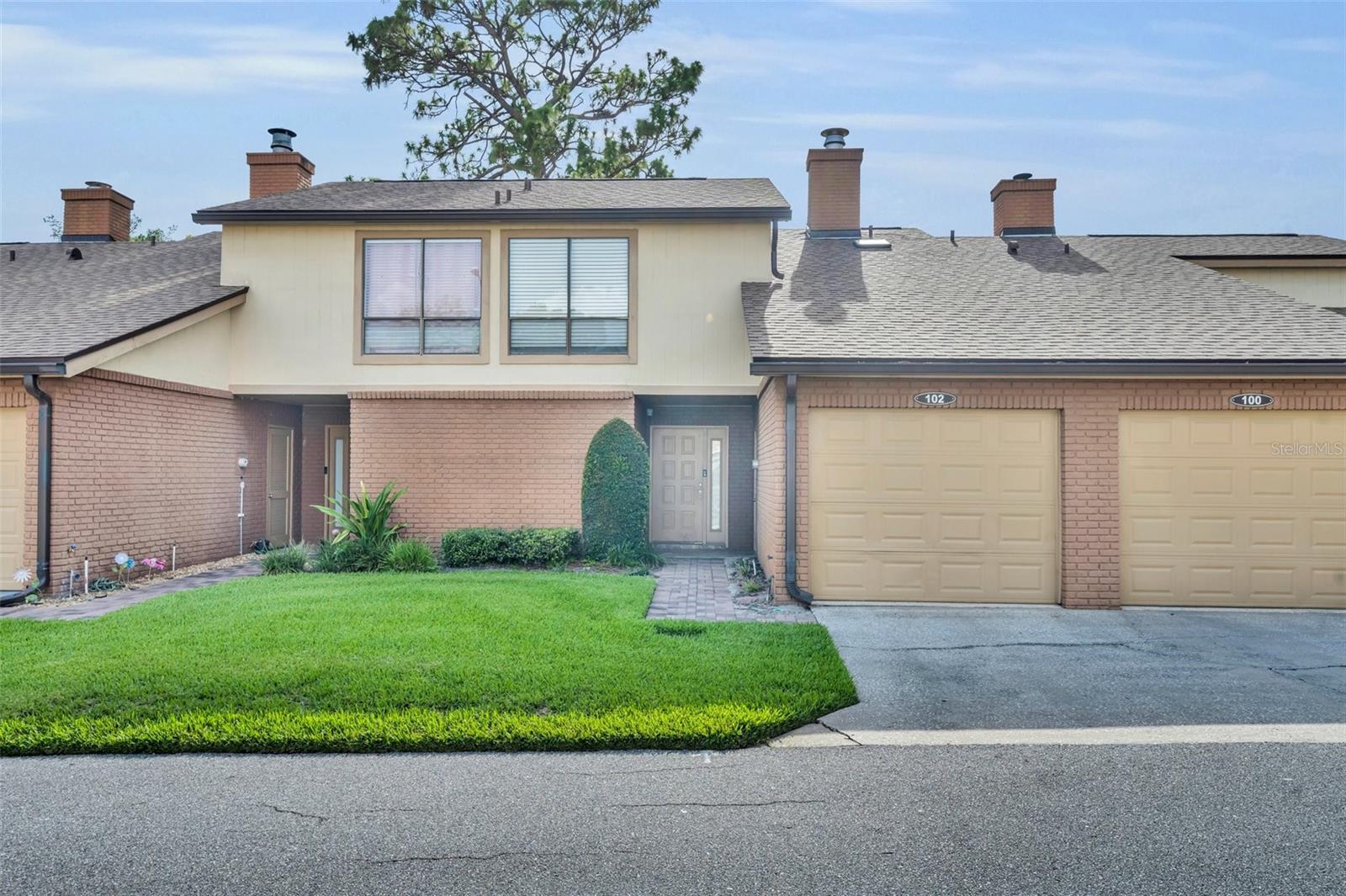 Property Photo: 102 Lake Emma Cove Drive 102 FL 32746