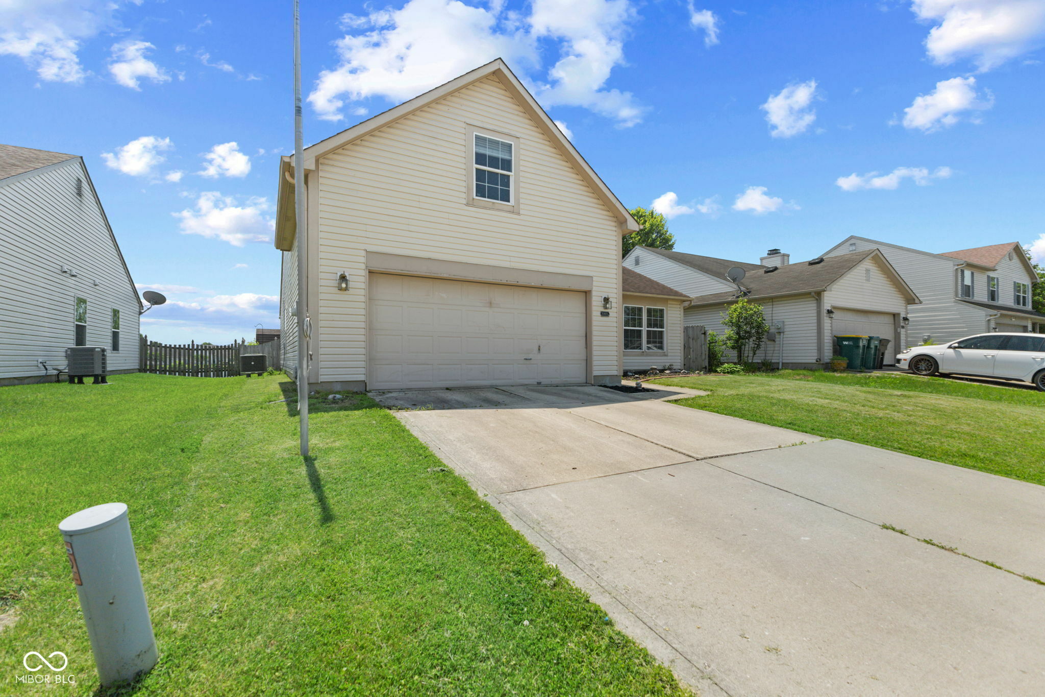 Property Photo:  10693 Newgate Lane  IN 46231 