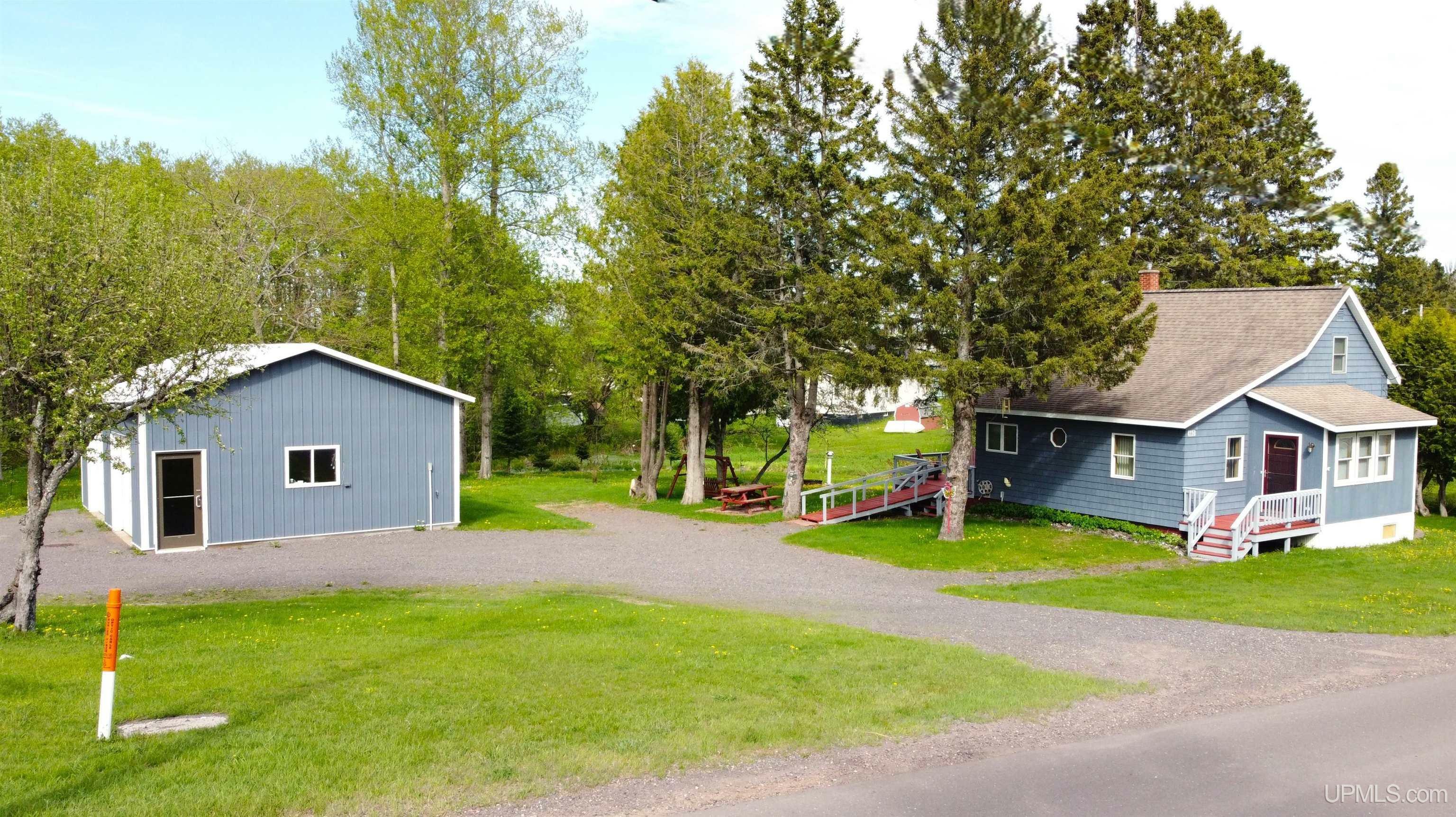 Property Photo: 660 Bumbletown Road MI 49805
