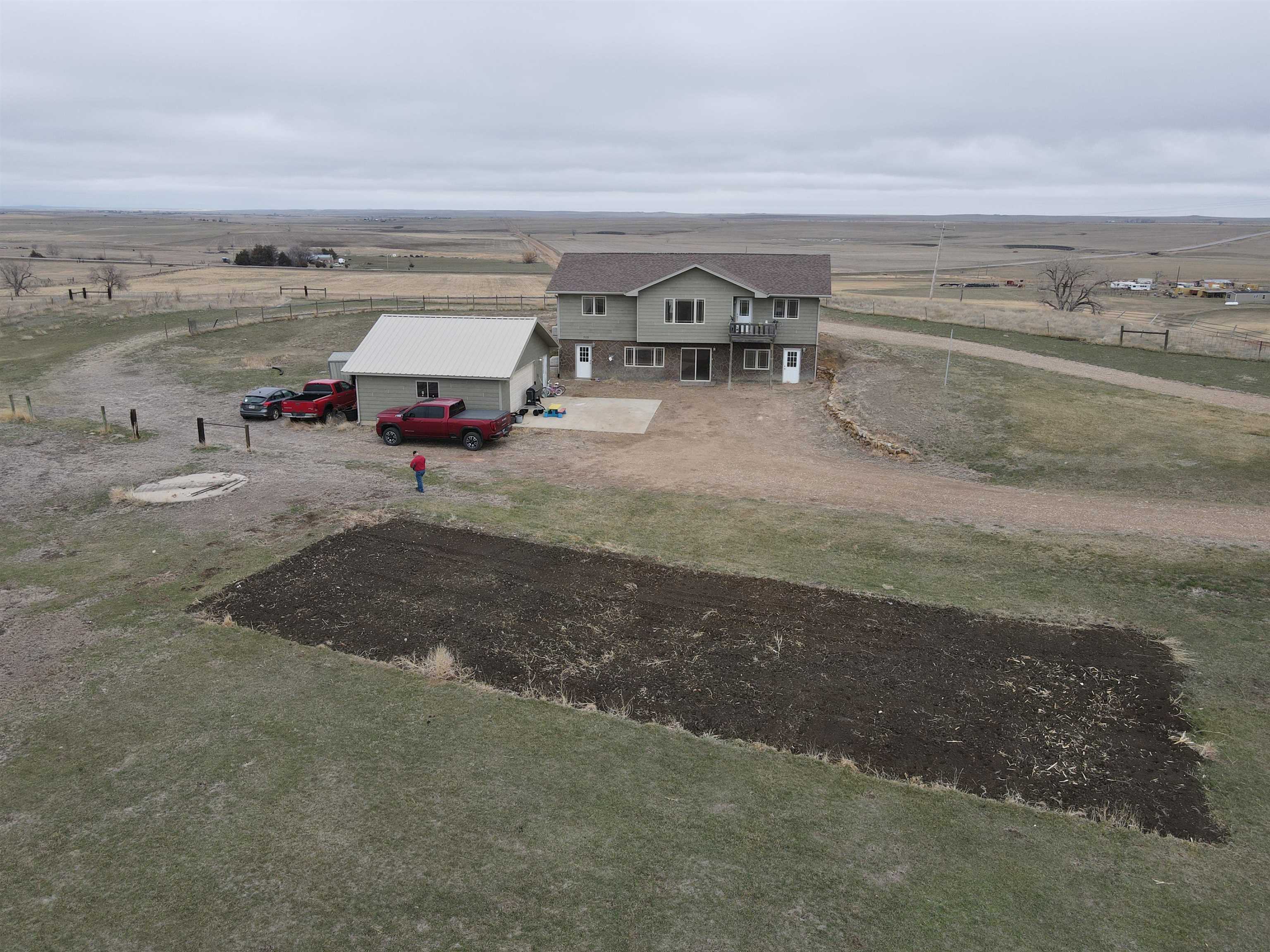 305 NW Northwestern Avenue  Newell SD 57760 photo