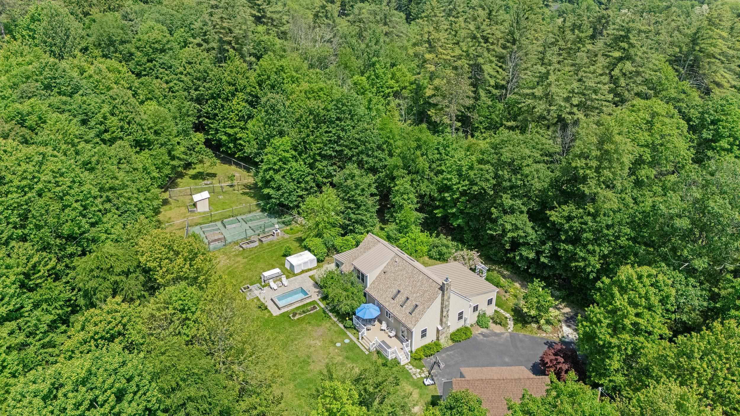Property Photo: 109 Temple Road NH 03086