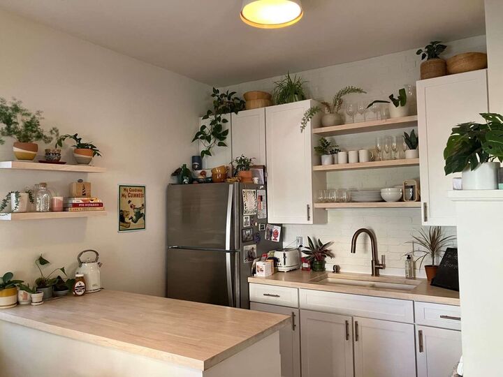 Property Photo: 72 Lakeview Terrace VT 05401