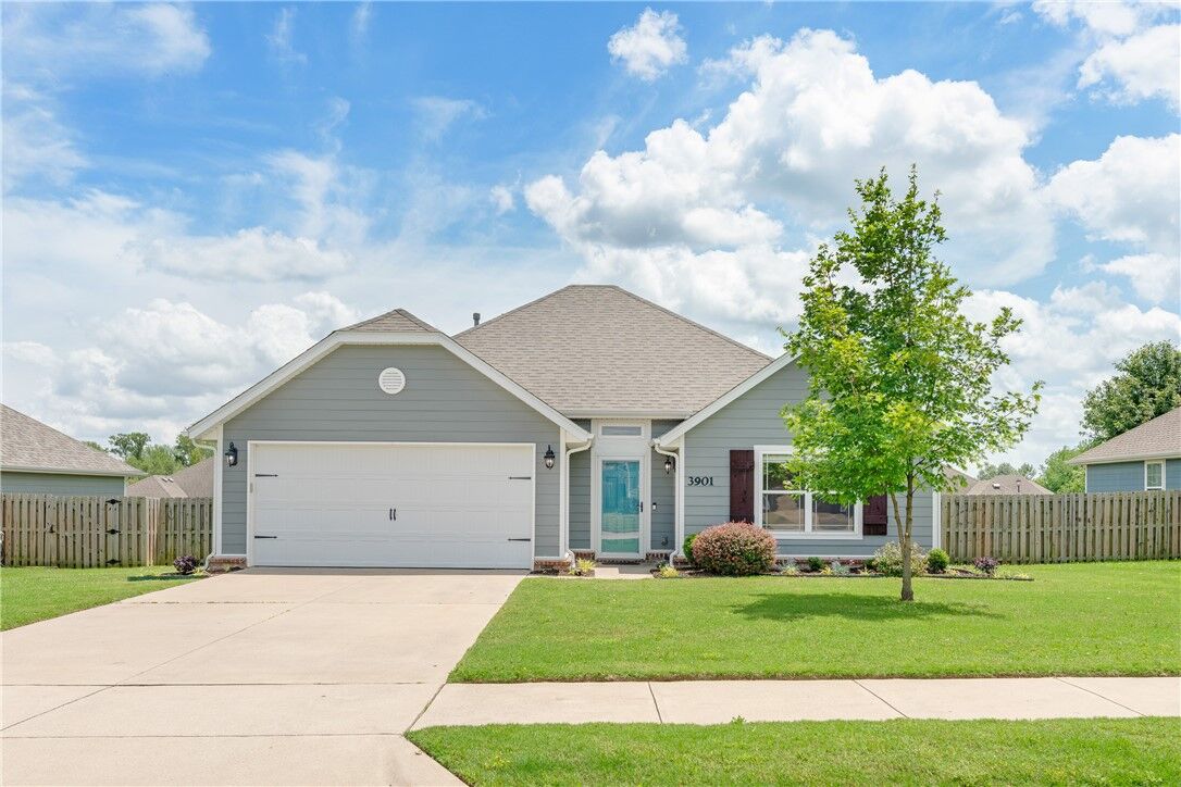 Property Photo:  3901 Waterhole Avenue  AR 72764 