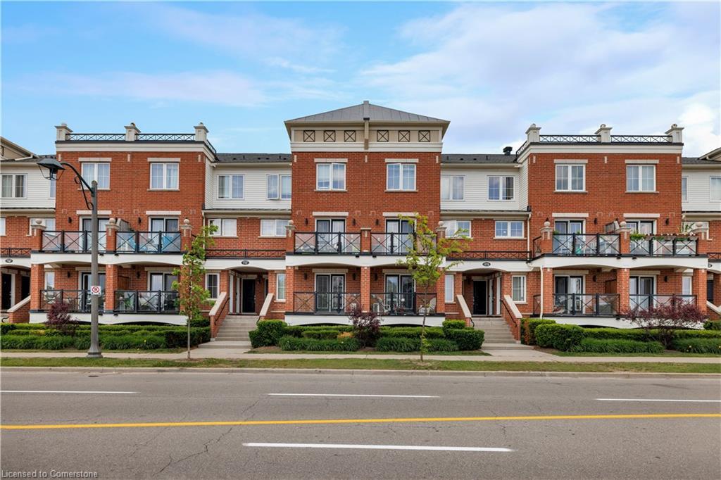 Property Photo: 15 Hays Boulevard 10 ON L6H 0H8