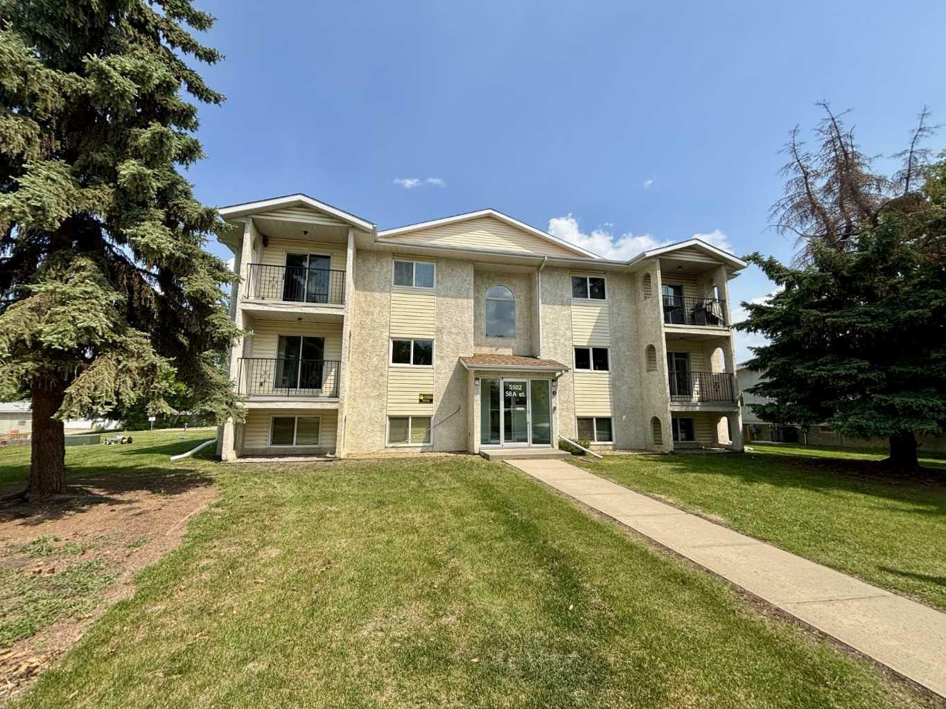 Property Photo: 5502 58A Street 103 AB T4N 2M3