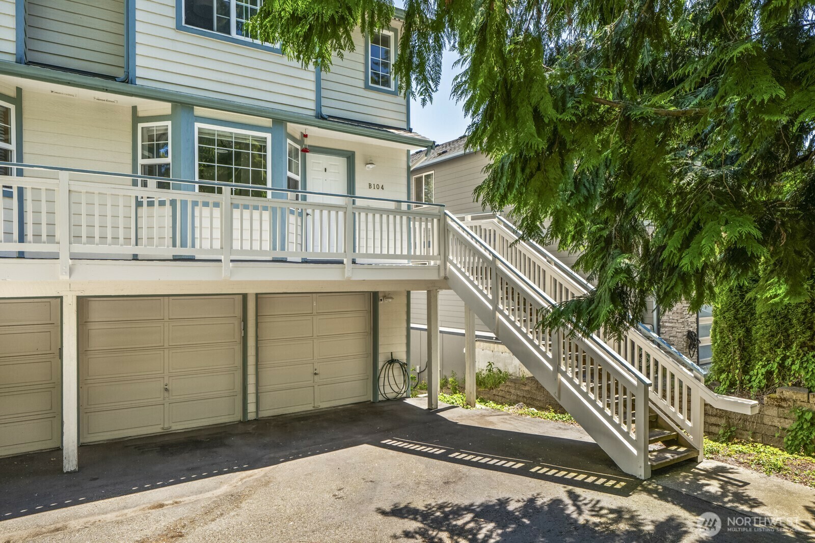 Property Photo: 13629 26th Place W B104 WA 98087