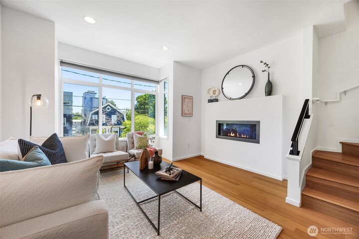 Property Photo: 203 20th Avenue E WA 98112