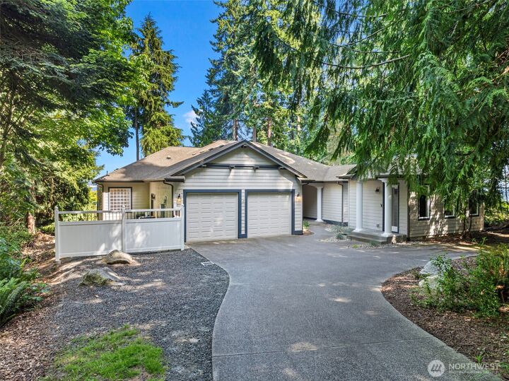 Property Photo: 552 Tala Shore Drive WA 98365