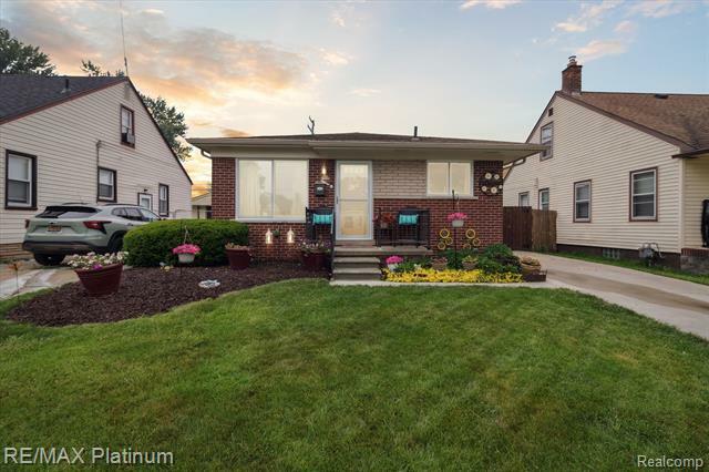 13471 Longtin Street  Southgate MI 48195 photo
