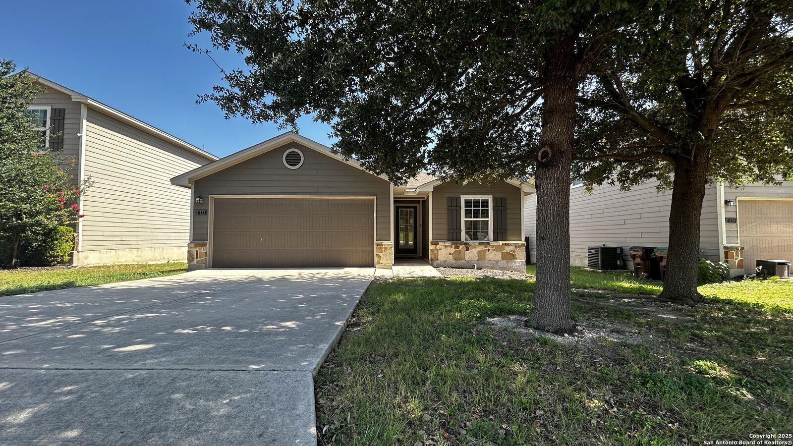 Property Photo:  11422 Dodson Trail  TX 78245