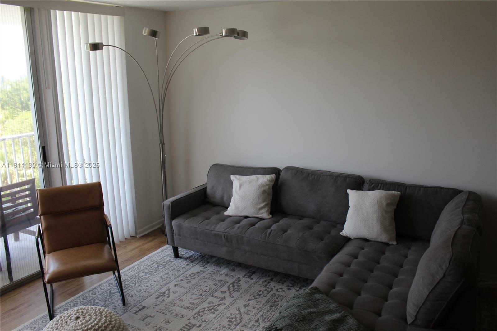 Property Photo: 2851 NE 183rd St 414E FL 33160