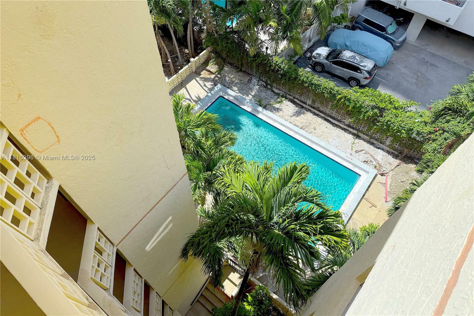 Property Photo: 600 NE 25th St Phd FL 33137