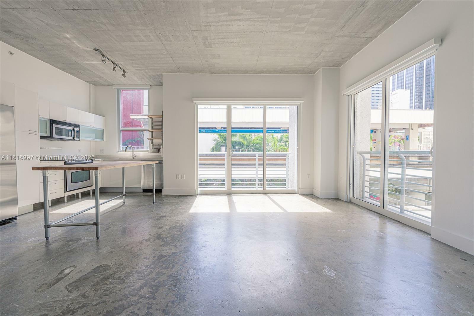 Property Photo: 133 NE 2nd Ave 312 FL 33132