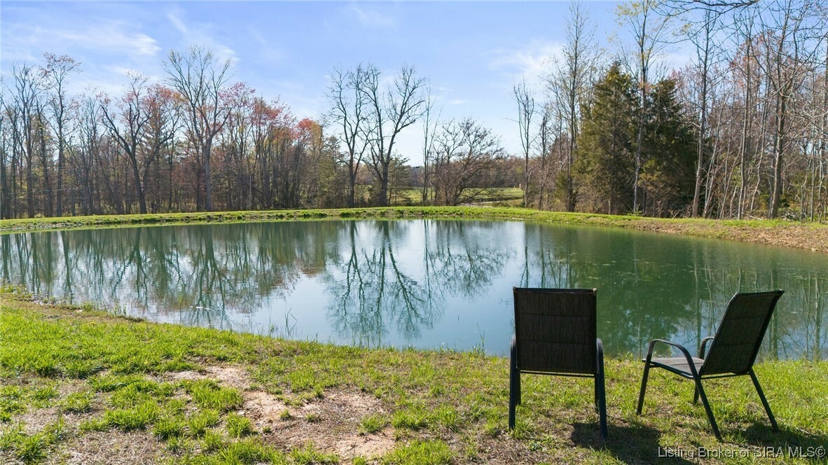 Property Photo:  4604 N Bogardus Road  IN 47102 