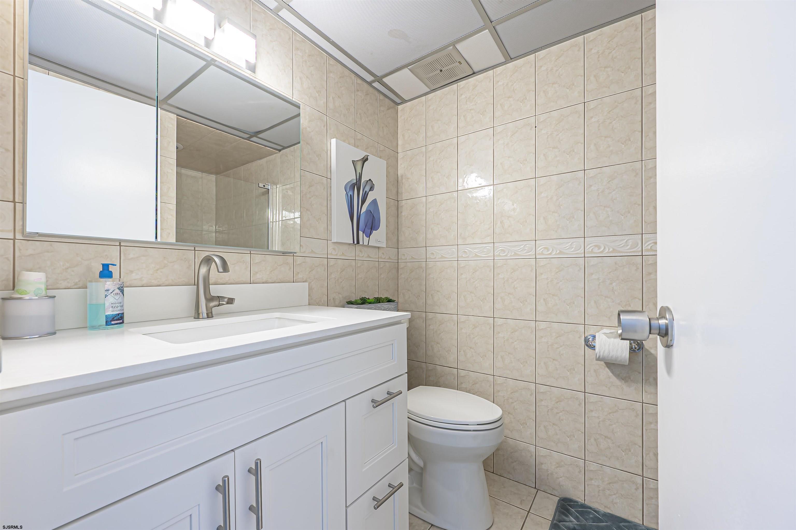 Property Photo: 5200 Boardwalk #804 8D NJ 08406
