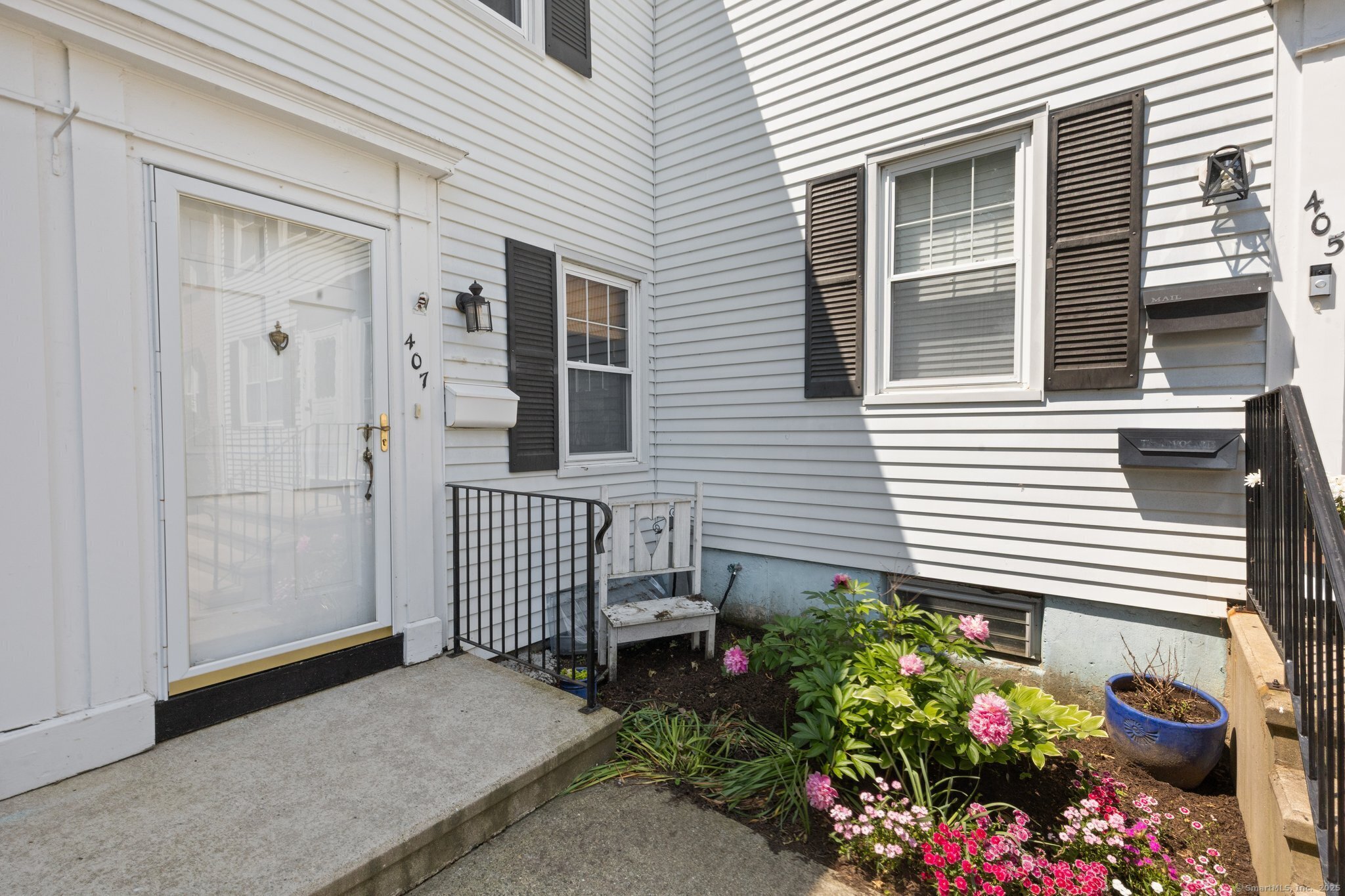 Property Photo: 407 Sylvan Knoll Road CT 06902