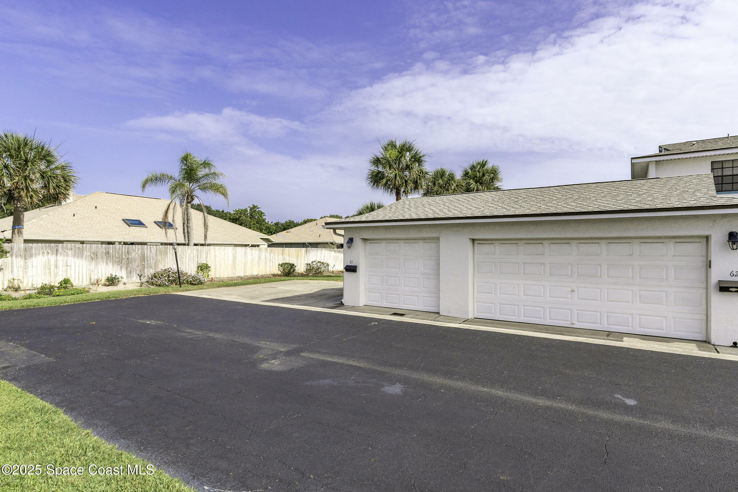 Property Photo: 290 Paradise Boulevard FL 32903