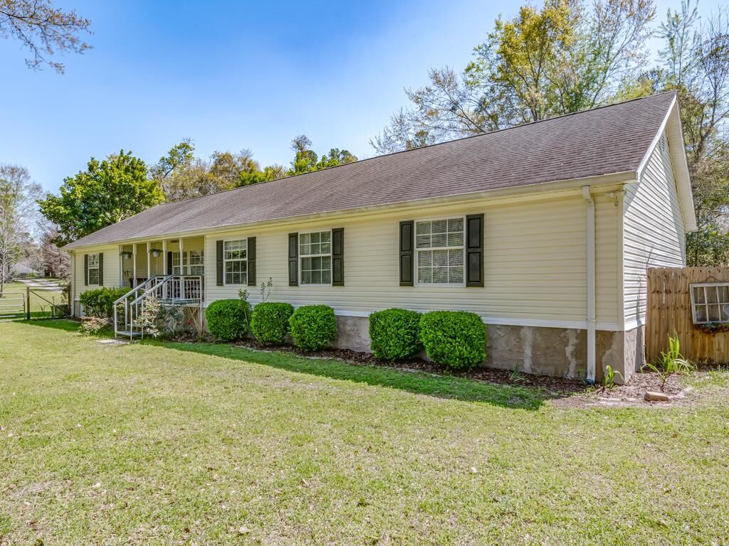 Property Photo: 7178 Moses Lane FL 32309