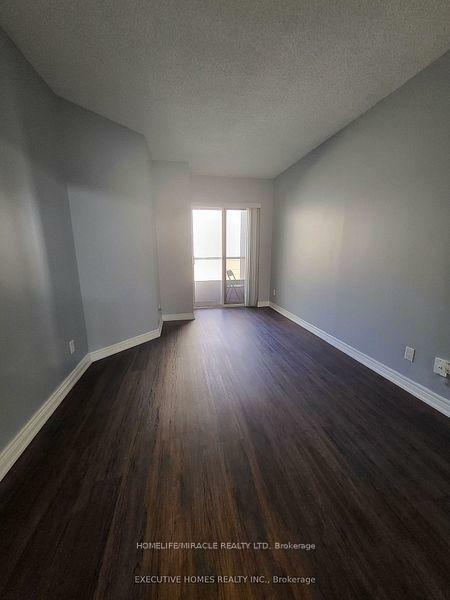 Property Photo: 55 Bloor Street E 603 ON M4W 3W6