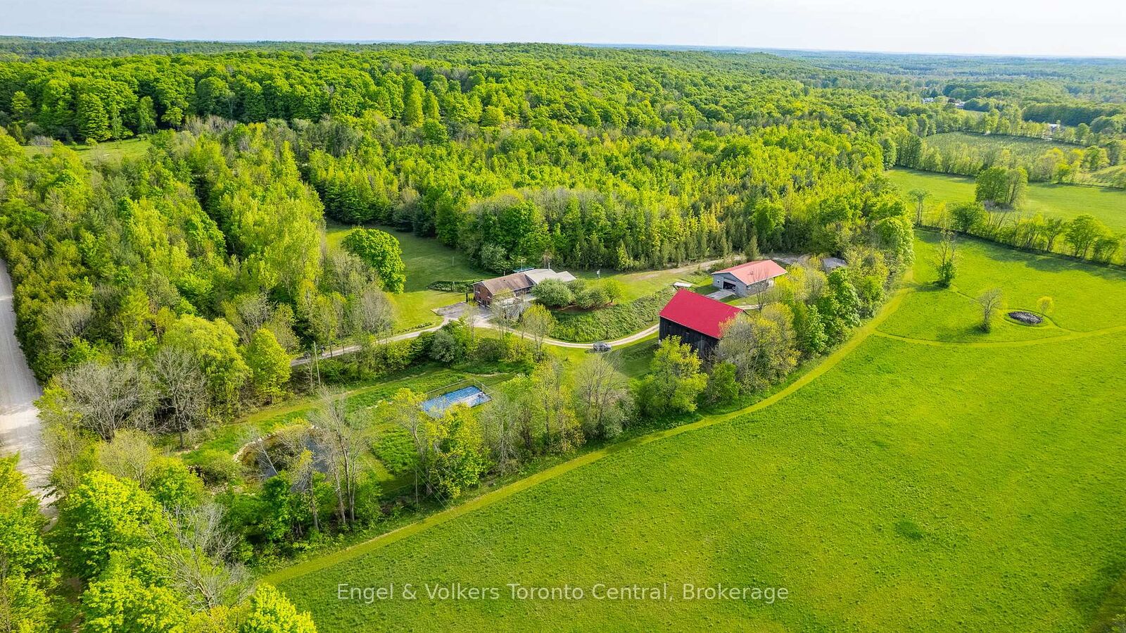Property Photo:  215588 Concession 4 N/A  ON N0H 2V0 