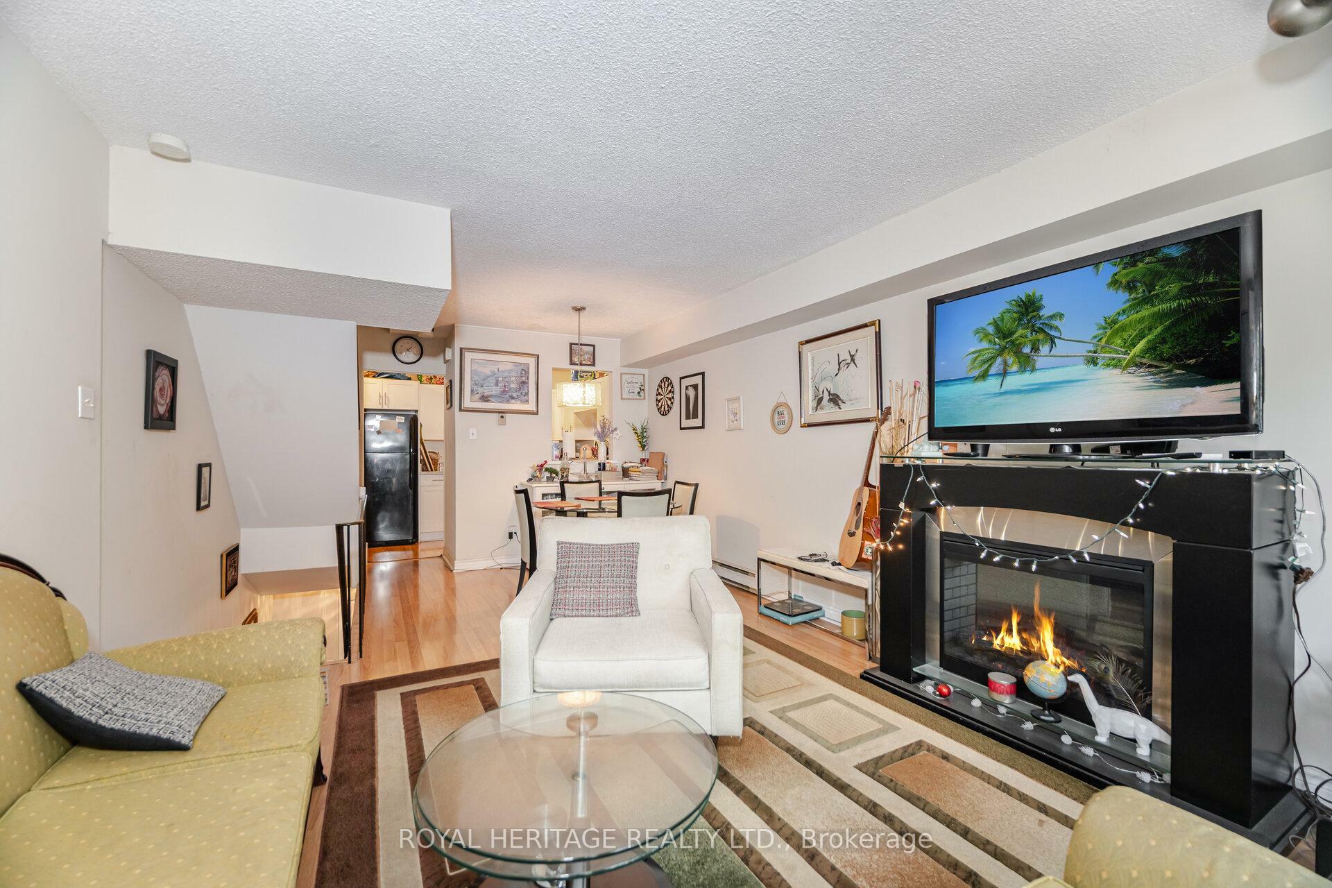 Property Photo: 1209 Queen Street E 39 ON M4M 3H4