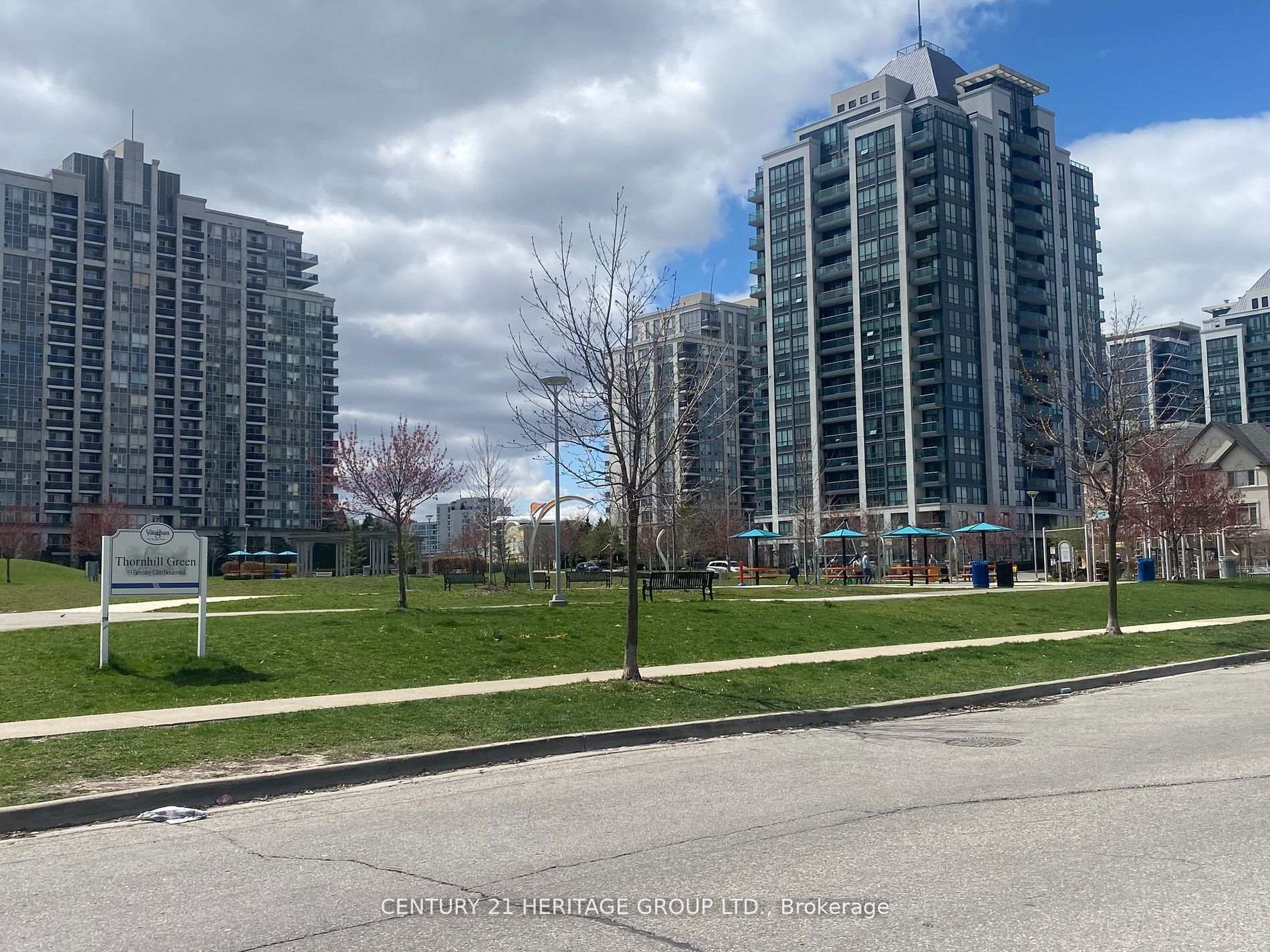 7890 Bathurst Street S 2205  Vaughan ON L4J 0J8 photo