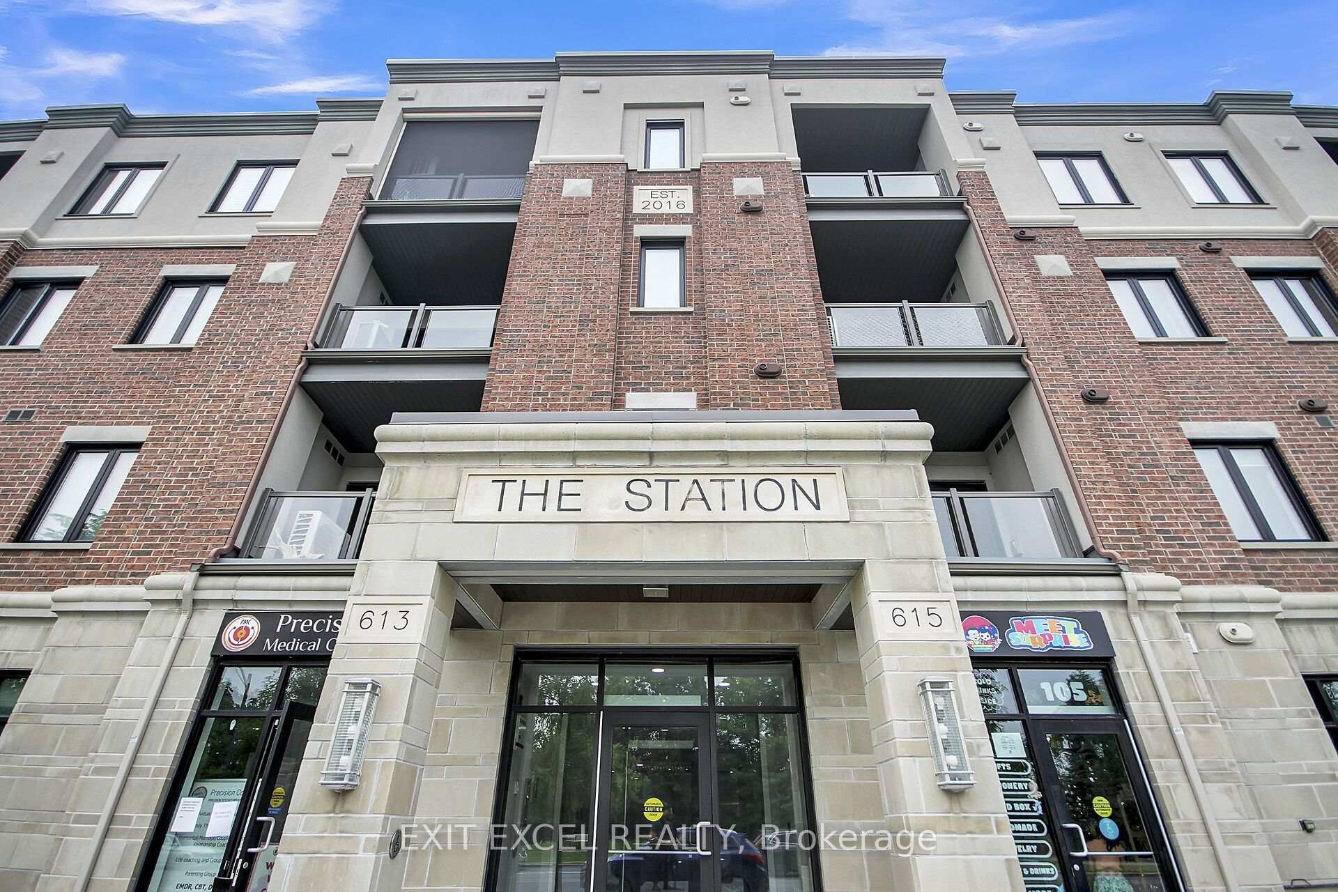Property Photo: 615 Longfields Drive 307 ON K2J 6J3