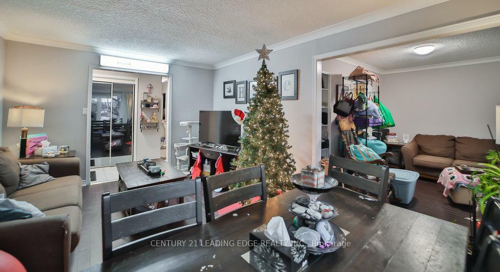 Property Photo: 64 Hutcherson Square ON M1B 1C6