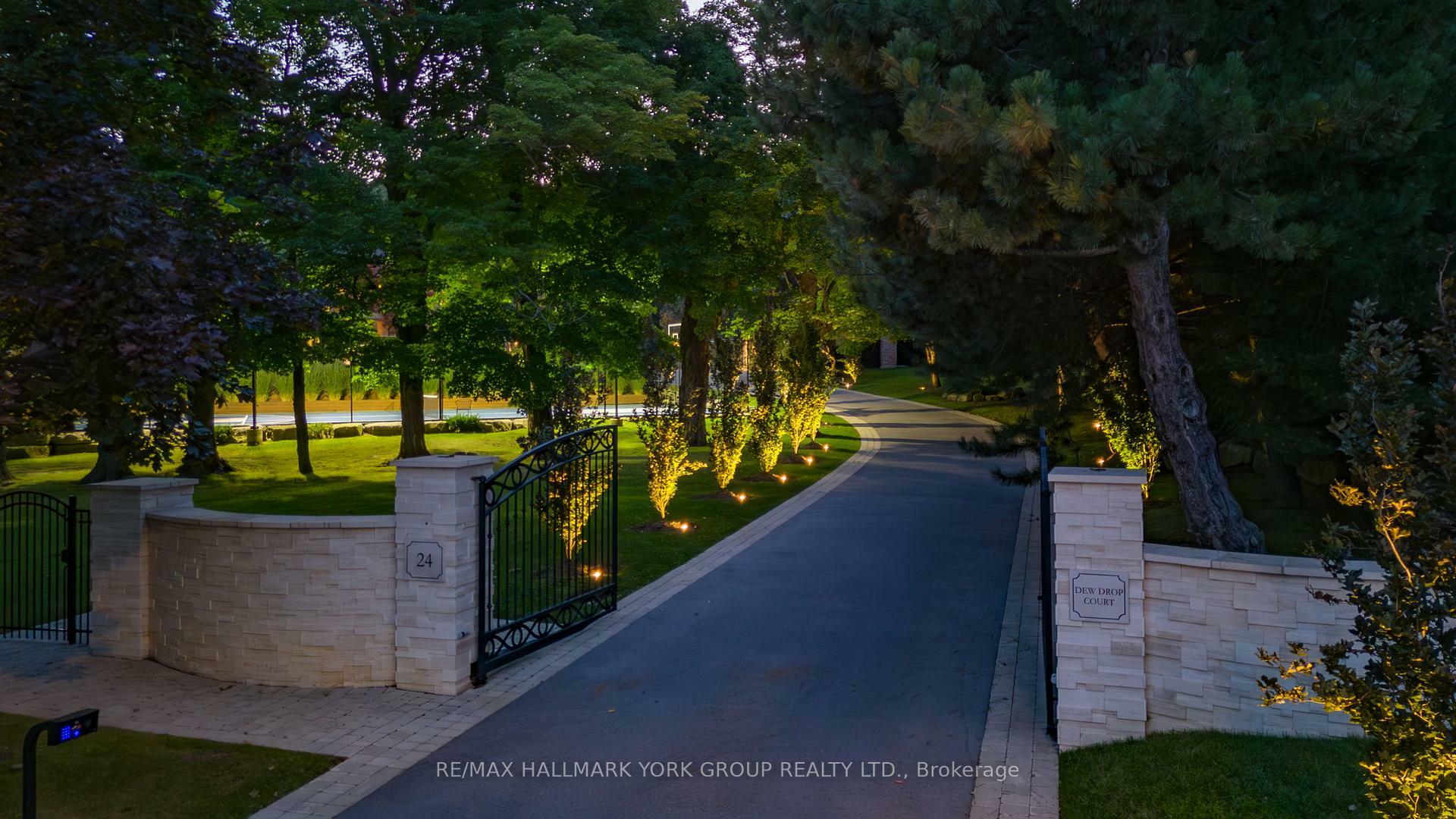 Property Photo:  24 Dew Drop Court  ON L6A 1E9 