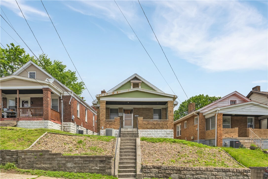 Property Photo: 199 Madeline St PA 15210