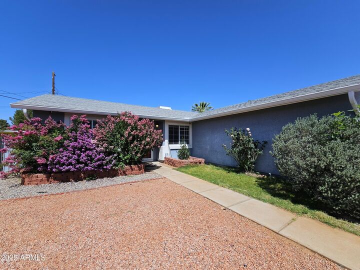 Property Photo: 210 Tree Top Avenue AZ 85635