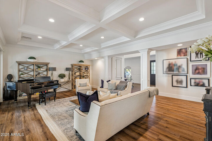 Property Photo:  2625 N 24th Street 15  AZ 85213 